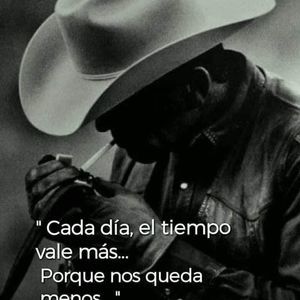 Meet your Posher, Anibal